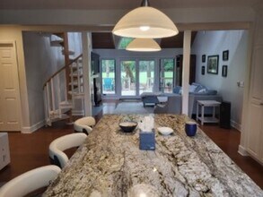 5 Fairlawn Ct in Hilton Head Island, SC - Building Photo - Building Photo
