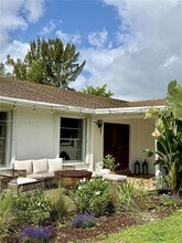 625 Whippoorwill Terrace in West Palm Beach, FL - Building Photo - Building Photo