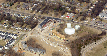 High View Cottages & Flats in Nashville, TN - Building Photo - Building Photo