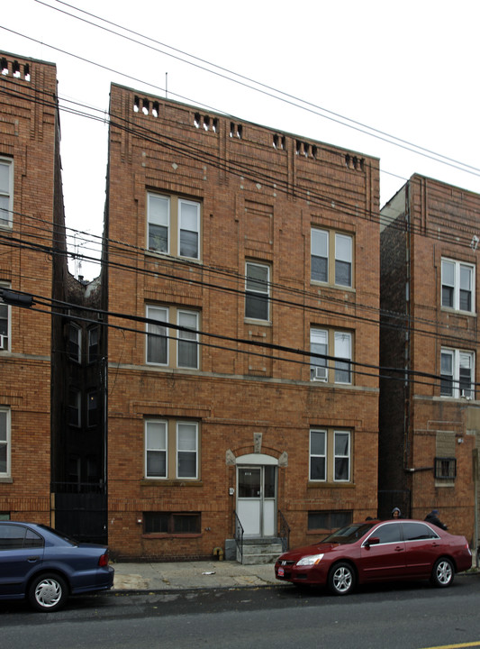 181 Baldwin Ave in Jersey City, NJ - Building Photo