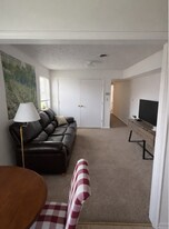 1207 Clement St, Unit Apartment K in Radford, VA - Building Photo