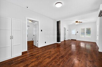 1129 W Owings St in Denison, TX - Building Photo - Building Photo