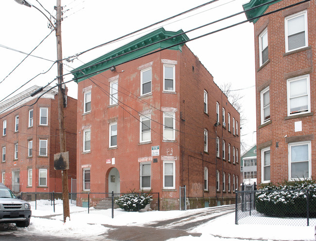 31-33 Bond St in Hartford, CT - Foto de edificio - Building Photo