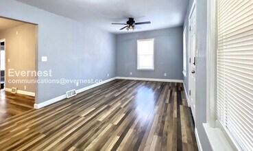 1402 E 65th St in Kansas City, MO - Building Photo - Building Photo