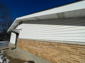 11423 Ortega Dr in St. Louis, MO - Building Photo - Building Photo