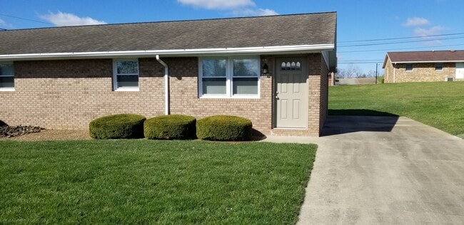 576 Sycamore Mnr, Unit 576