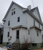 1114 E Grove St Apartments