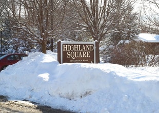 Highland Square in Schenectady, NY - Foto de edificio - Building Photo