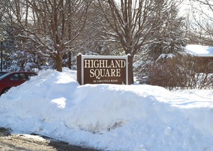 Highland Square in Schenectady, NY - Building Photo - Building Photo