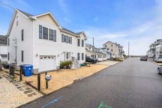 30 S Surf Rd in Lavallette, NJ - Building Photo - Building Photo