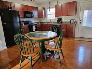1210 Poet's Ct in Harrisonburg, VA - Building Photo - Building Photo