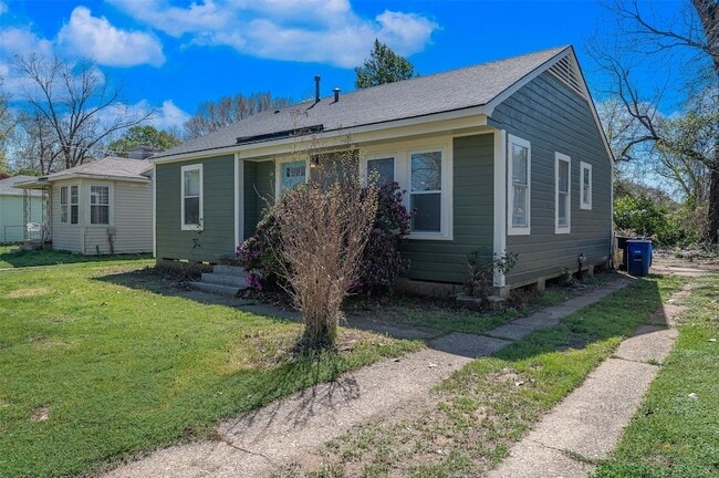 219 E Slattery Blvd in Shreveport, LA - Foto de edificio - Building Photo