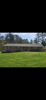 1029 tazewell pike in Luttrell, TN - Building Photo