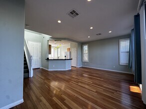 7628 Belhurst Ave in Las Vegas, NV - Building Photo - Building Photo