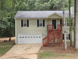 186 S Red Oak Way in Temple, GA - Building Photo