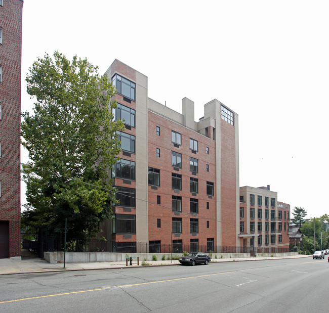 3210 Riverdale Ave in Bronx, NY - Building Photo - Building Photo