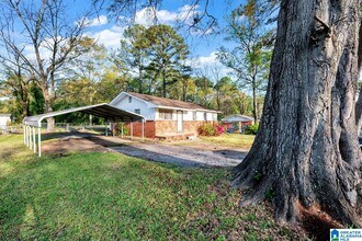 104 Hardy Rd in Hueytown, AL - Building Photo - Building Photo