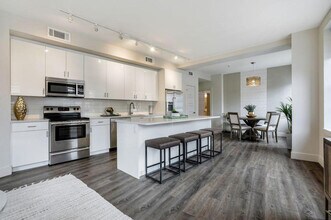 1111 Tulane Ave in New Orleans, LA - Building Photo - Building Photo
