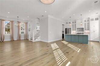 705 Howard St in Savannah, GA - Building Photo - Building Photo