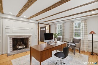 4 Swifts Ln in Darien, CT - Building Photo - Building Photo