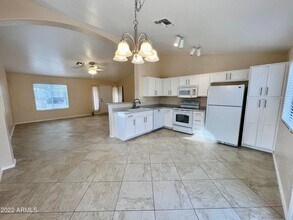 3615 W Firehawk Dr in Glendale, AZ - Building Photo - Building Photo