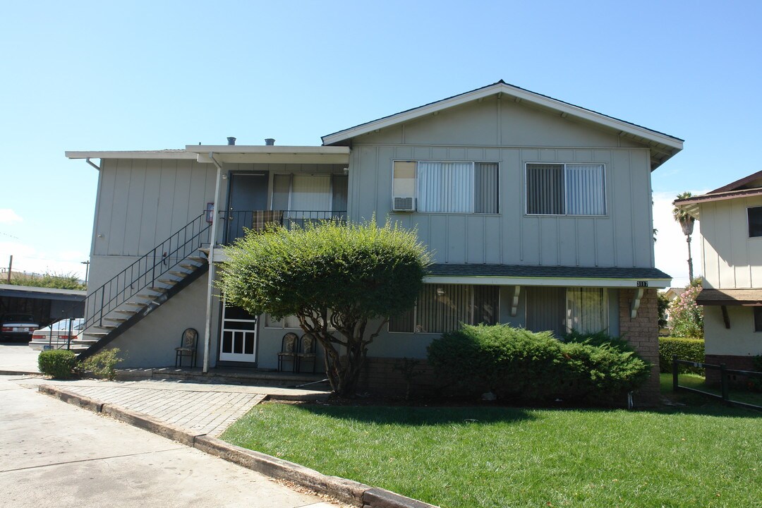 3117 Dakan Ct in San Jose, CA - Building Photo