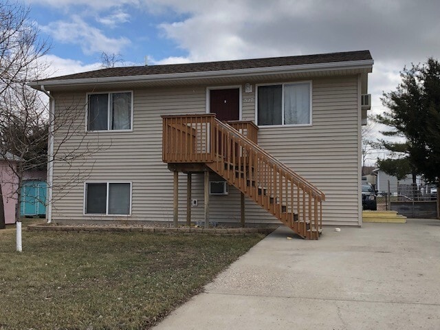 property at 527 Flormann St