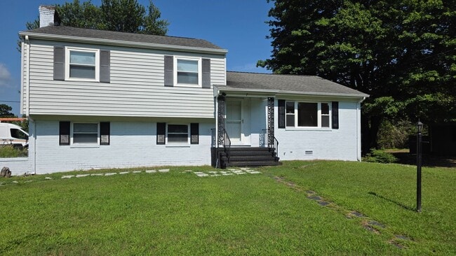 property at 7 Norwood St