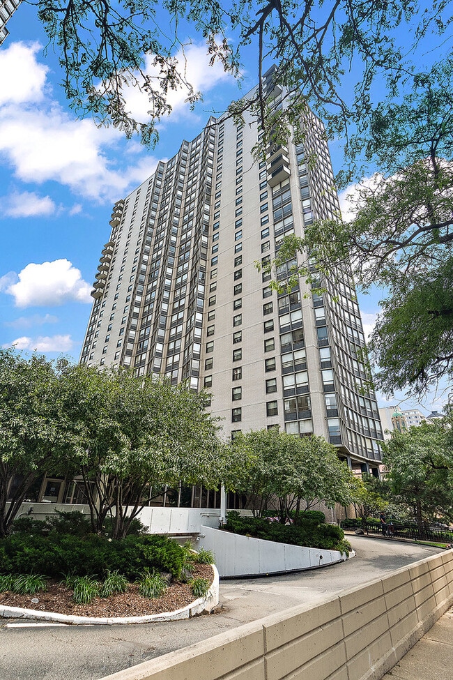 property at 5701 N Sheridan Rd