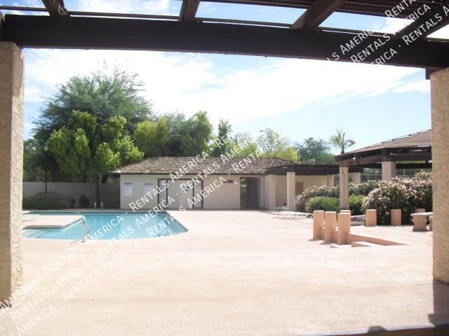 1808 W Village Way in Tempe, AZ - Building Photo