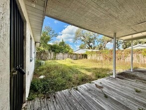 804 E 127th Ave in Tampa, FL - Building Photo - Building Photo