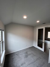 2630 White Willow in San Antonio, TX - Building Photo - Building Photo