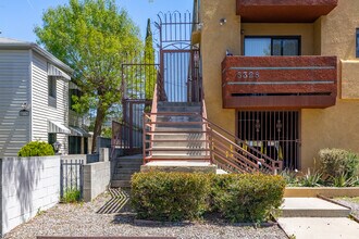 5328 Cleon Ave in North Hollywood, CA - Building Photo - Building Photo