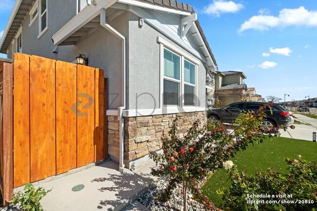 2883 Rabbit Holw Dr in Lathrop, CA - Building Photo - Building Photo