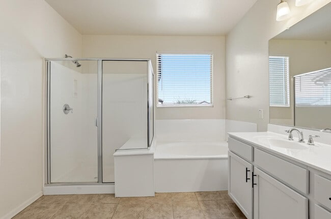 2263 S Henry Ln in Gilbert, AZ - Building Photo - Building Photo