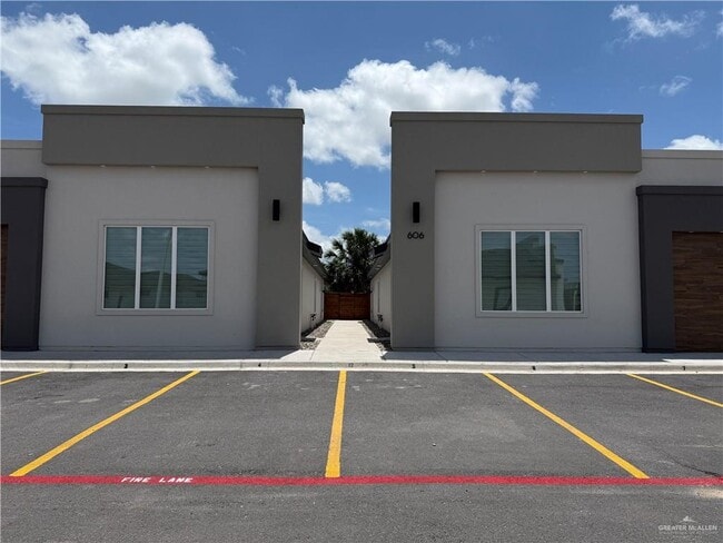 property at 1310 N Texas Blvd