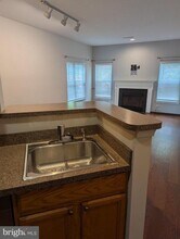 6011 Rosebud Ln in Centreville, VA - Building Photo - Building Photo