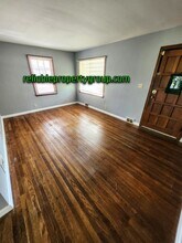5619 Plaza Dr in Fort Wayne, IN - Building Photo - Building Photo