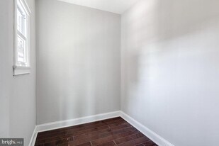 1640 S 28th St in Philadelphia, PA - Building Photo