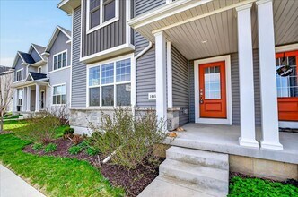 1045 Range Trail in Verona, WI - Building Photo - Building Photo