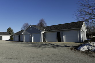 Locust Hill Apartments in Fremont, MI - Building Photo - Building Photo