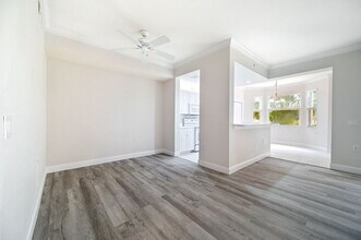 8570 Kingbird Loop in Ft. Myers, FL - Building Photo - Building Photo