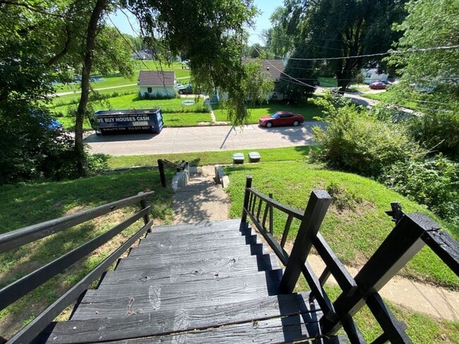 127 S Judd St in Sioux City, IA - Building Photo - Building Photo