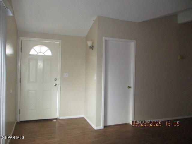 946 Montera Rd in El Paso, TX - Building Photo - Building Photo