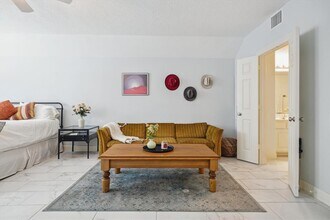 1310 Cohn St in Houston, TX - Building Photo - Building Photo