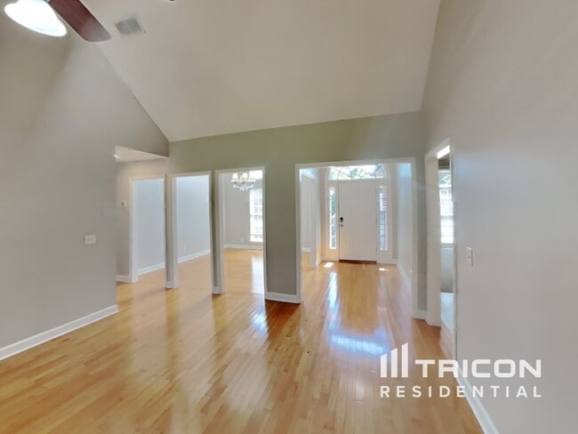 419 Fieldstone Dr in White House, TN - Building Photo - Building Photo