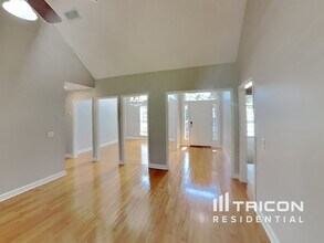 419 Fieldstone Dr in White House, TN - Building Photo - Building Photo