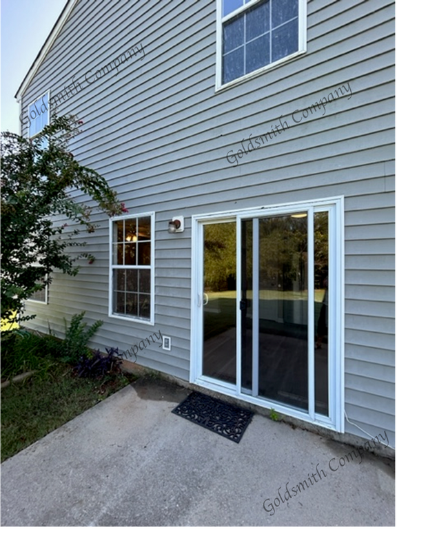 105 Willow Bend Dr in Taylors, SC - Building Photo - Building Photo