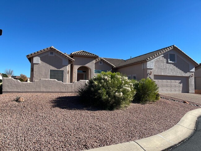 925 S Pine Ridge Ct in Cornville, AZ - Building Photo - Building Photo