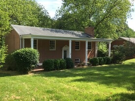 2728 Princeton Ave in Durham, NC - Building Photo